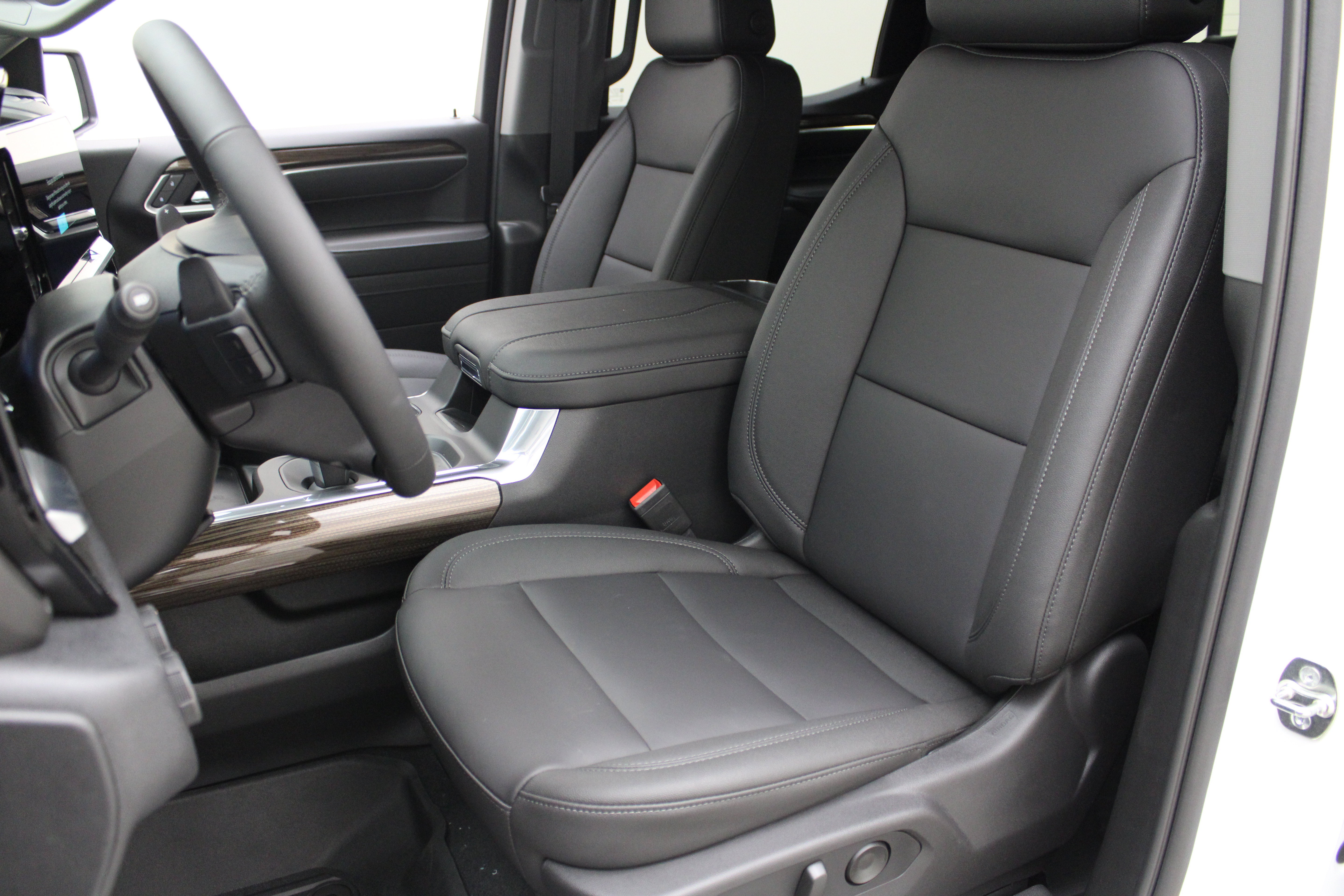 New 2026 Chevrolet Silverado 1500 RST w/ RST All Star Premium Package AWD/4WD image 7