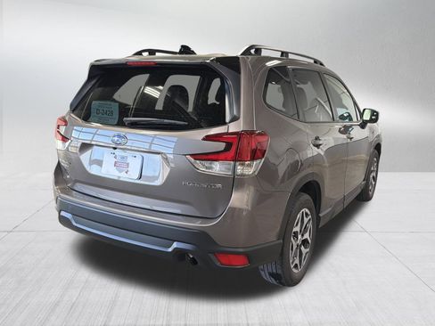 Certified 2024 Subaru Forester Premium image 7