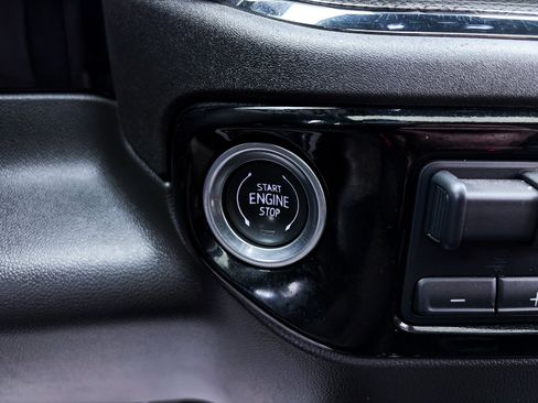 Used 2024 Chevrolet Silverado 1500 ZR2 w/ Technology Package image 26