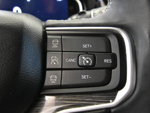 Used 2022 Jeep Wagoneer Series II image 27