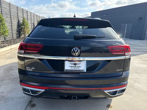 Used 2022 Volkswagen Atlas Cross Sport SEL Premium R-Line AWD/4WD image 4
