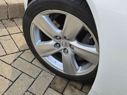 Used 2012 Lexus LS 460 w/ Comfort Pkg image 14