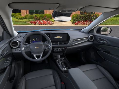 New 2026 Chevrolet Trax ACTIV w/ Driver Confidence Package image 15