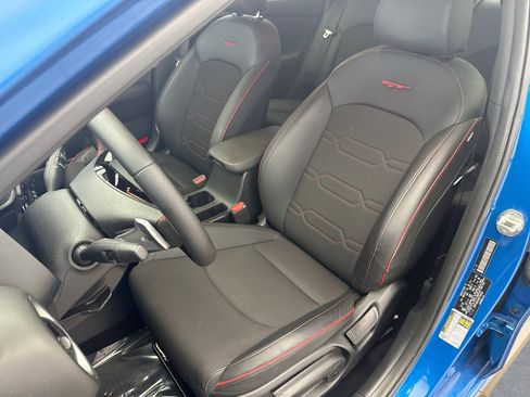 Used 2024 Kia Forte GT image 11