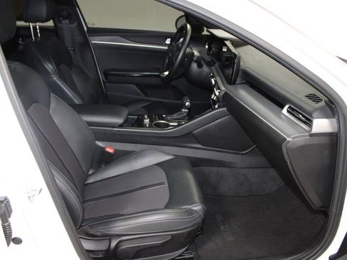 Used 2024 Kia K5 GT-Line w/ GT-Line Premium Package FWD image 24