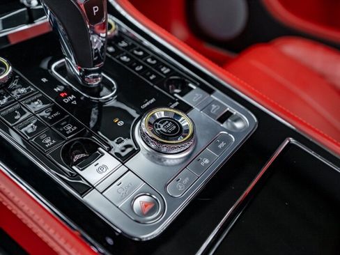Used 2022 Bentley Continental GT AWD/4WD image 34