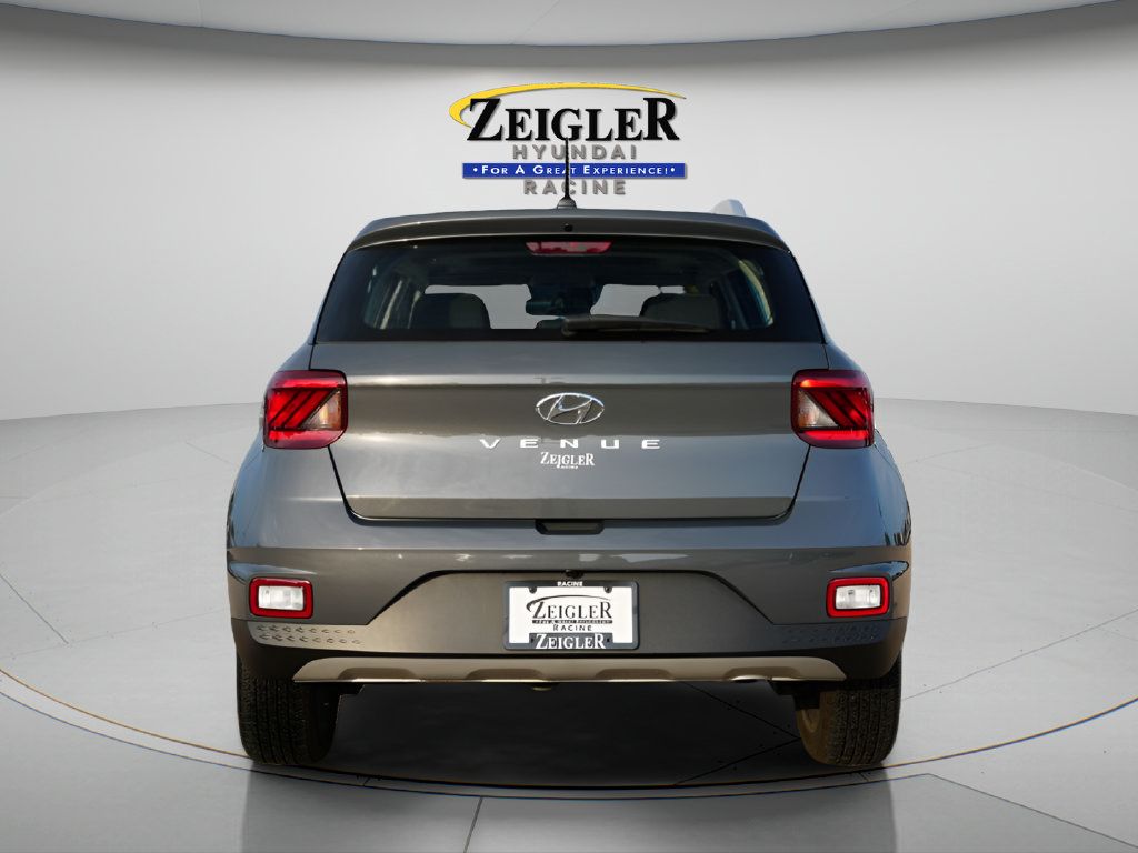 Certified 2026 Hyundai Venue SEL FWD image 6