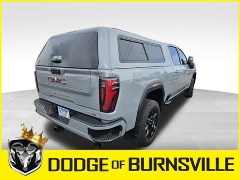 Used 2025 GMC Sierra 3500 AT4 w/ AT4 Premium Plus Package AWD/4WD image 4