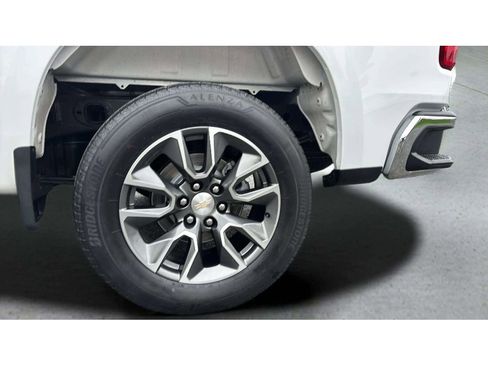 Used 2023 Chevrolet Silverado 1500 LT image 21