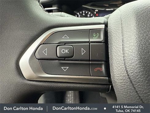 Used 2024 Jeep Compass Latitude image 23