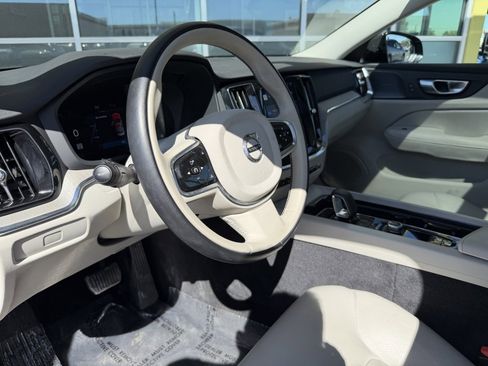 Used 2025 Volvo S60 B5 Plus w/ Climate Package FWD image 33