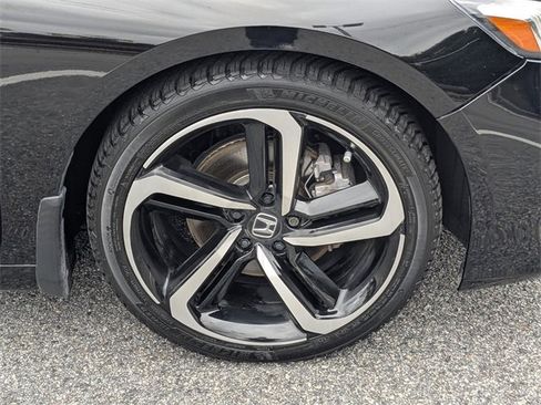 Used 2022 Honda Accord Sport image 11