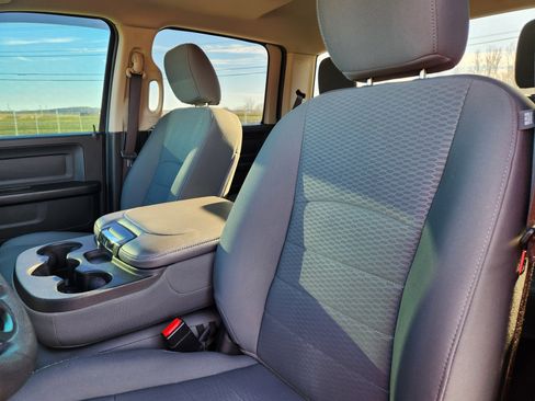 Used 2018 RAM 1500 Express image 22