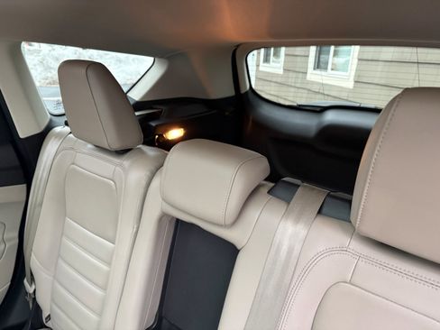 Used 2017 Ford Escape Titanium image 18