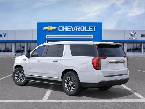 Certified 2023 GMC Yukon XL SLT AWD/4WD image 3