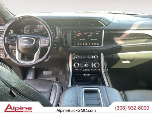 Used 2024 GMC Yukon Denali w/ Advanced Technology Package AWD/4WD image 10