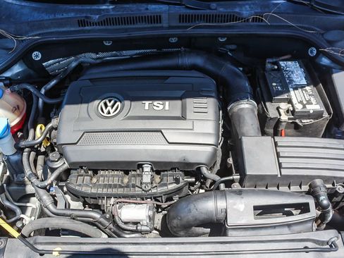 Used 2016 Volkswagen Jetta Sport w/ Lighting Package FWD image 34