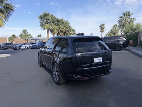 Used 2024 Land Rover Range Rover Autobiography AWD/4WD image 7