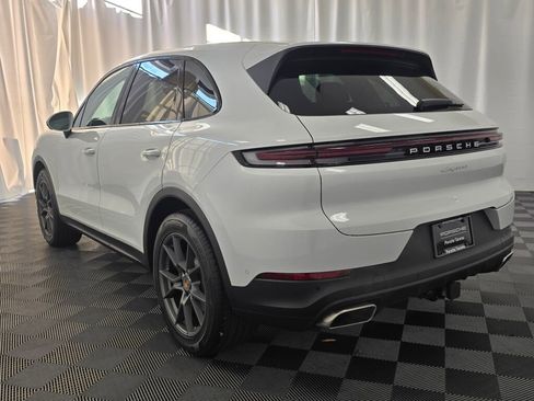 New 2026 Porsche Cayenne image 3