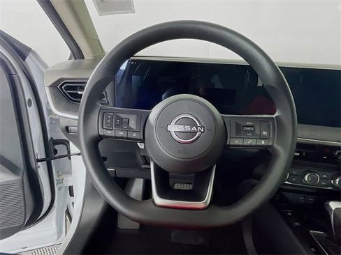 New 2026 Nissan Kicks S image 8