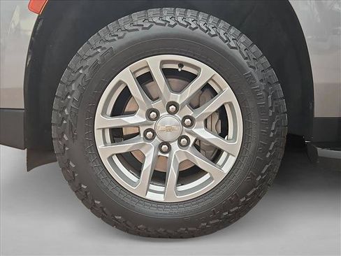 Used 2021 Chevrolet Tahoe LT AWD/4WD image 24