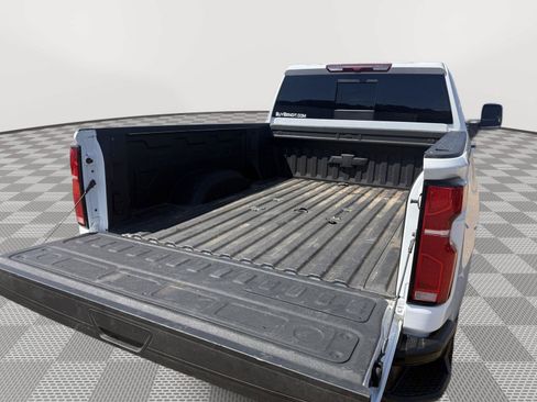 Used 2025 Chevrolet Silverado 2500 LT w/ Trail Boss Package AWD/4WD image 12