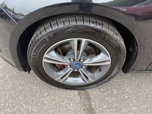 Used 2014 Ford Focus SE w/ SE Sport Package FWD image 6