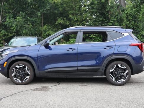 Used 2024 Kia Seltos SX w/ SX Sunroof Package AWD/4WD image 8