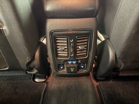 Used 2016 Dodge Durango Limited AWD/4WD image 24