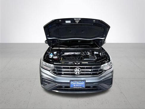 Used 2023 Volkswagen Tiguan SE FWD image 22
