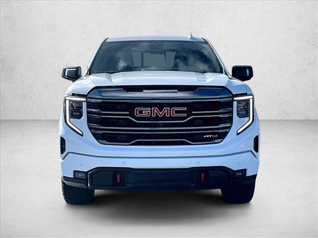 Used 2024 GMC Sierra 1500 AT4 w/ Technology Package AWD/4WD image 3