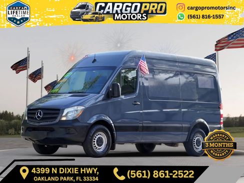 Used 2018 Mercedes-Benz Sprinter 2500 image 1