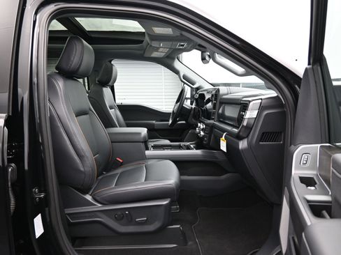 Used 2026 Ford F450 Lariat AWD/4WD image 13