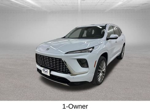 Used 2026 Buick Enclave Avenir w/ Super Cruise Package image 7