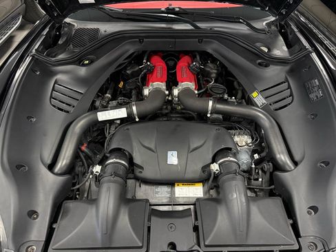 Used 2015 Ferrari California T RWD image 31