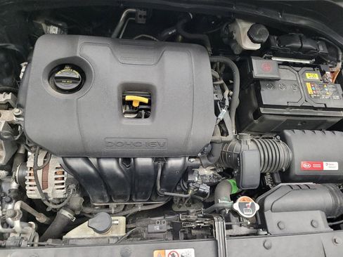 Used 2020 Kia Soul LX FWD image 30