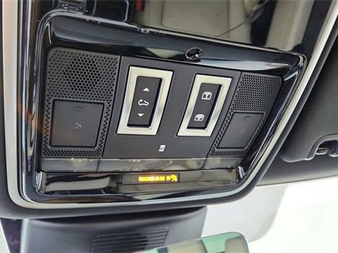 Used 2022 Land Rover Range Rover Westminster Edition image 57