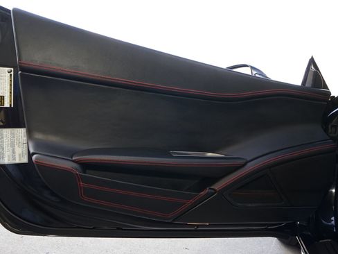 Used 2011 Ferrari 458 Italia Base image 18