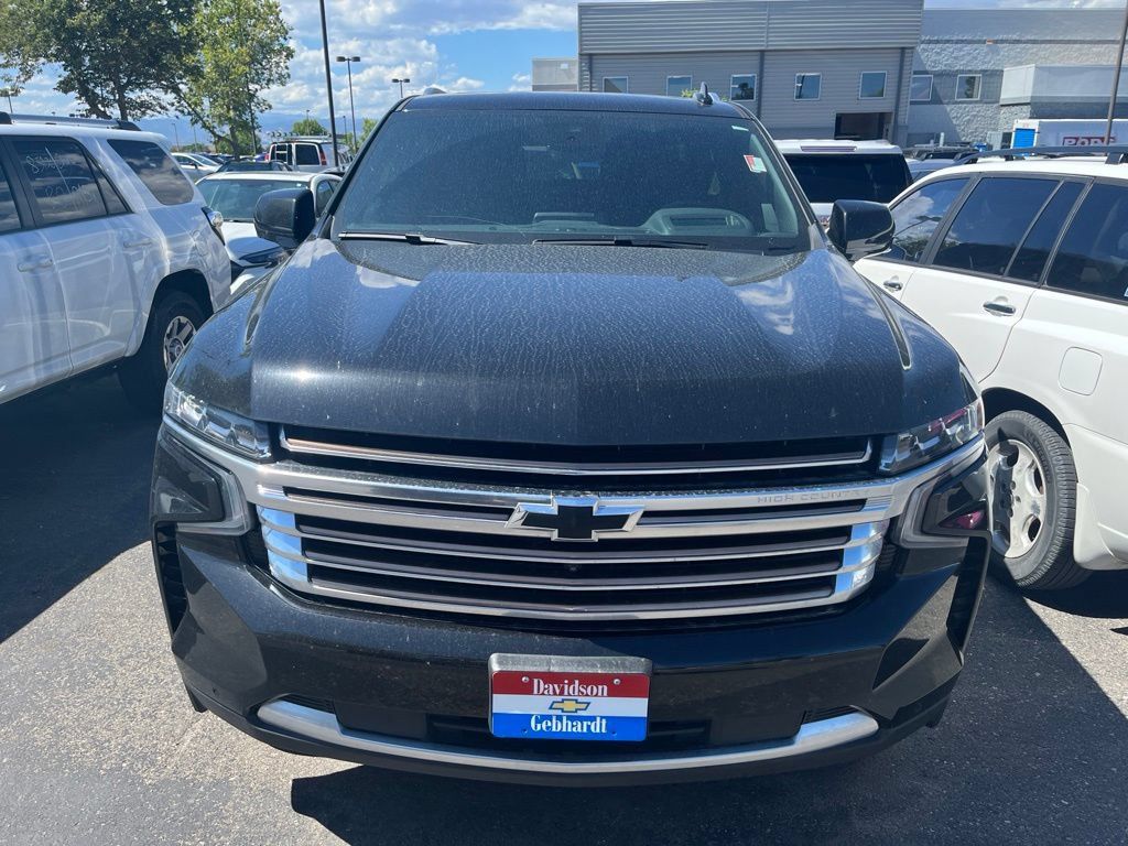 Used 2023 Chevrolet Tahoe High Country AWD/4WD image 2