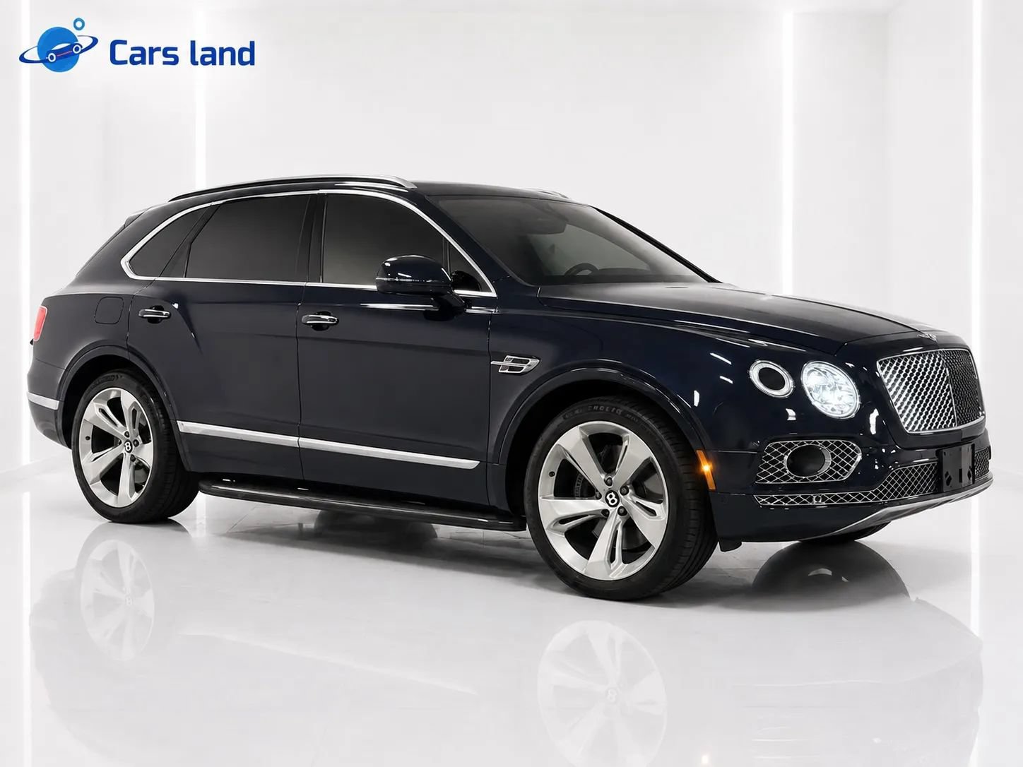 Used 2017 Bentley Bentayga AWD/4WD image 2