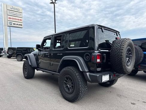 Used 2022 Jeep Wrangler Unlimited Sport AWD/4WD image 6