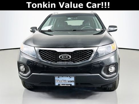 Used 2013 Kia Sorento LX w/ Convenience Pkg image 2