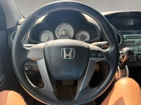 Used 2011 Honda Pilot LX image 9