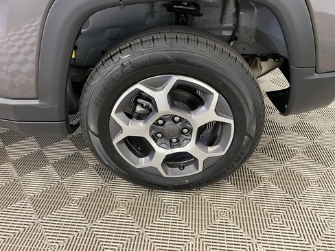 Used 2022 Jeep Compass Trailhawk w/ Trailhawk Convenience Group image 10