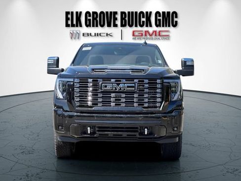 New 2026 GMC Sierra 3500 Denali Ultimate AWD/4WD image 9