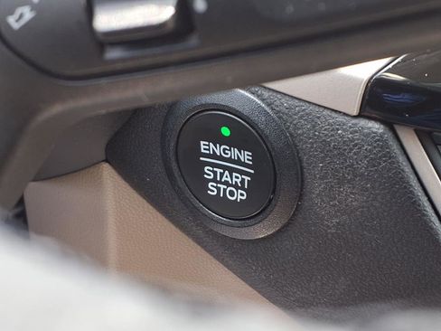 Used 2022 Ford Escape SEL image 13