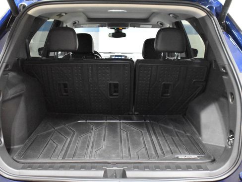 Used 2023 Chevrolet Equinox Premier image 29