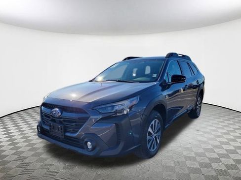 Certified 2024 Subaru Outback Premium image 3