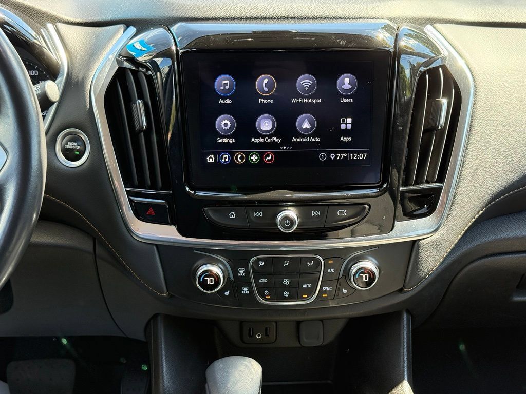 Used 2021 Chevrolet Traverse LT AWD/4WD image 14