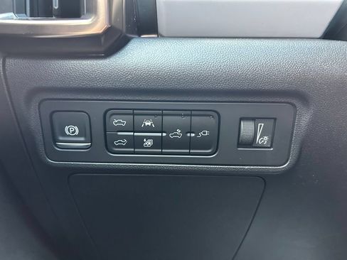 Used 2025 GMC Hummer EV 2X w/ LPO, Dark Essentials Package AWD/4WD image 60